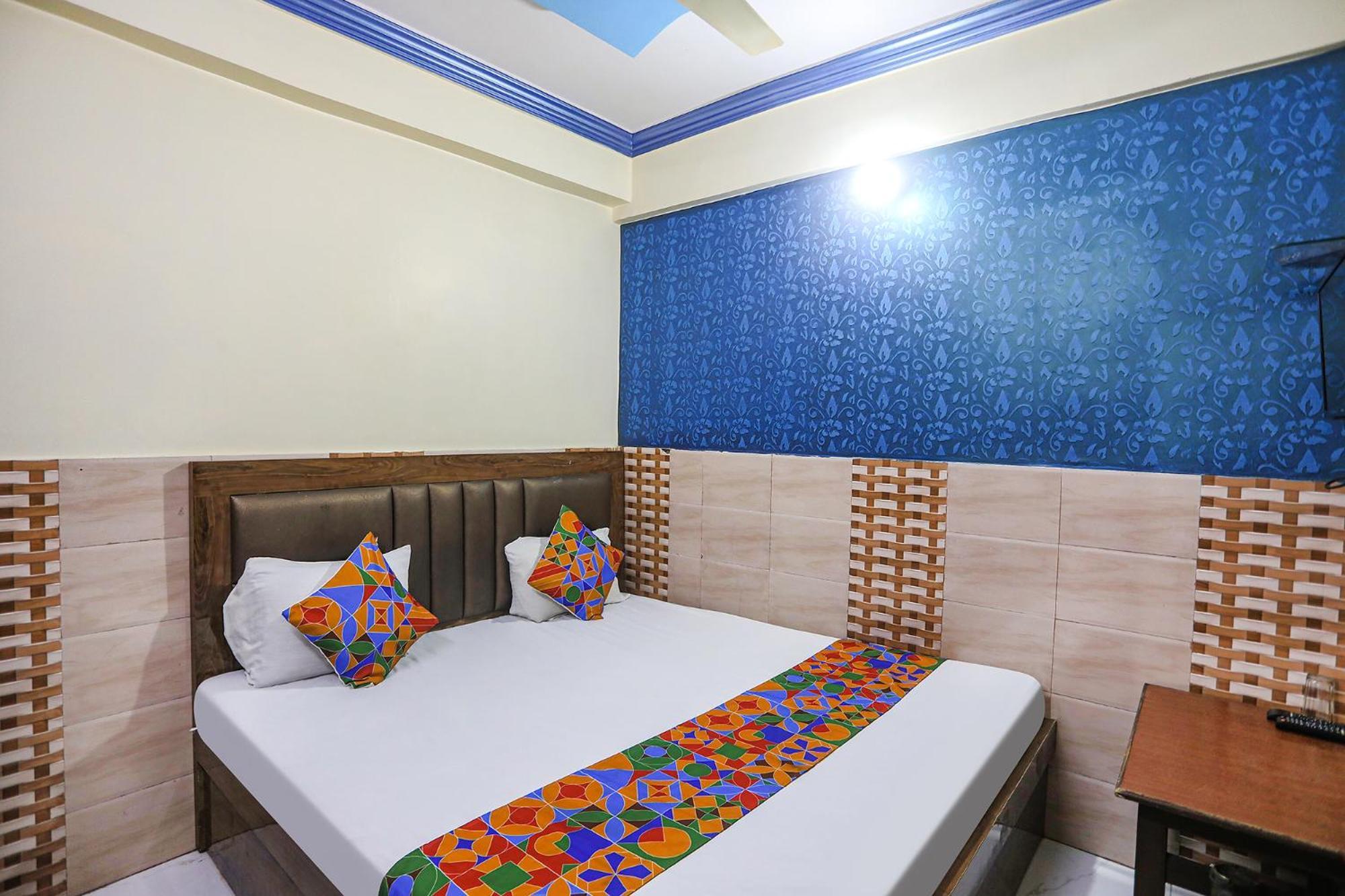 Fabexpress Kanha Dham Kanpur Luaran gambar