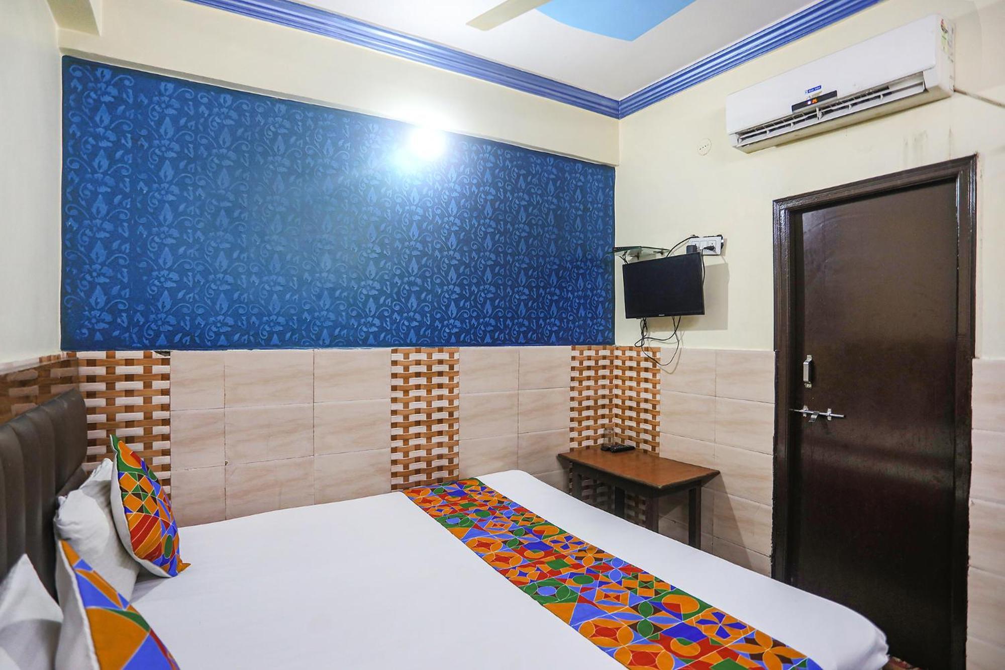 Fabexpress Kanha Dham Kanpur Luaran gambar