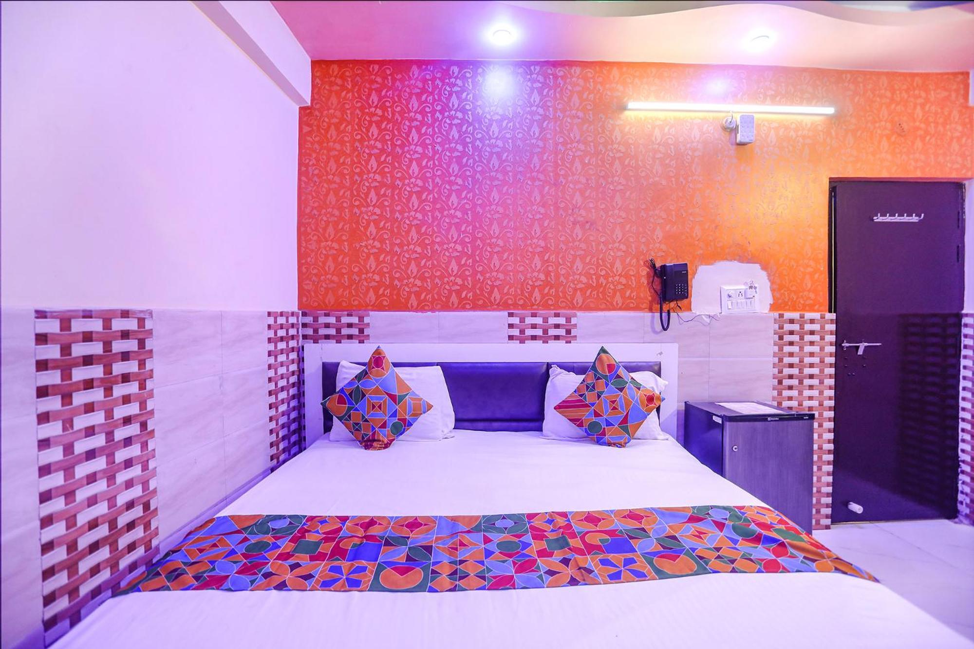 Fabexpress Kanha Dham Kanpur Luaran gambar