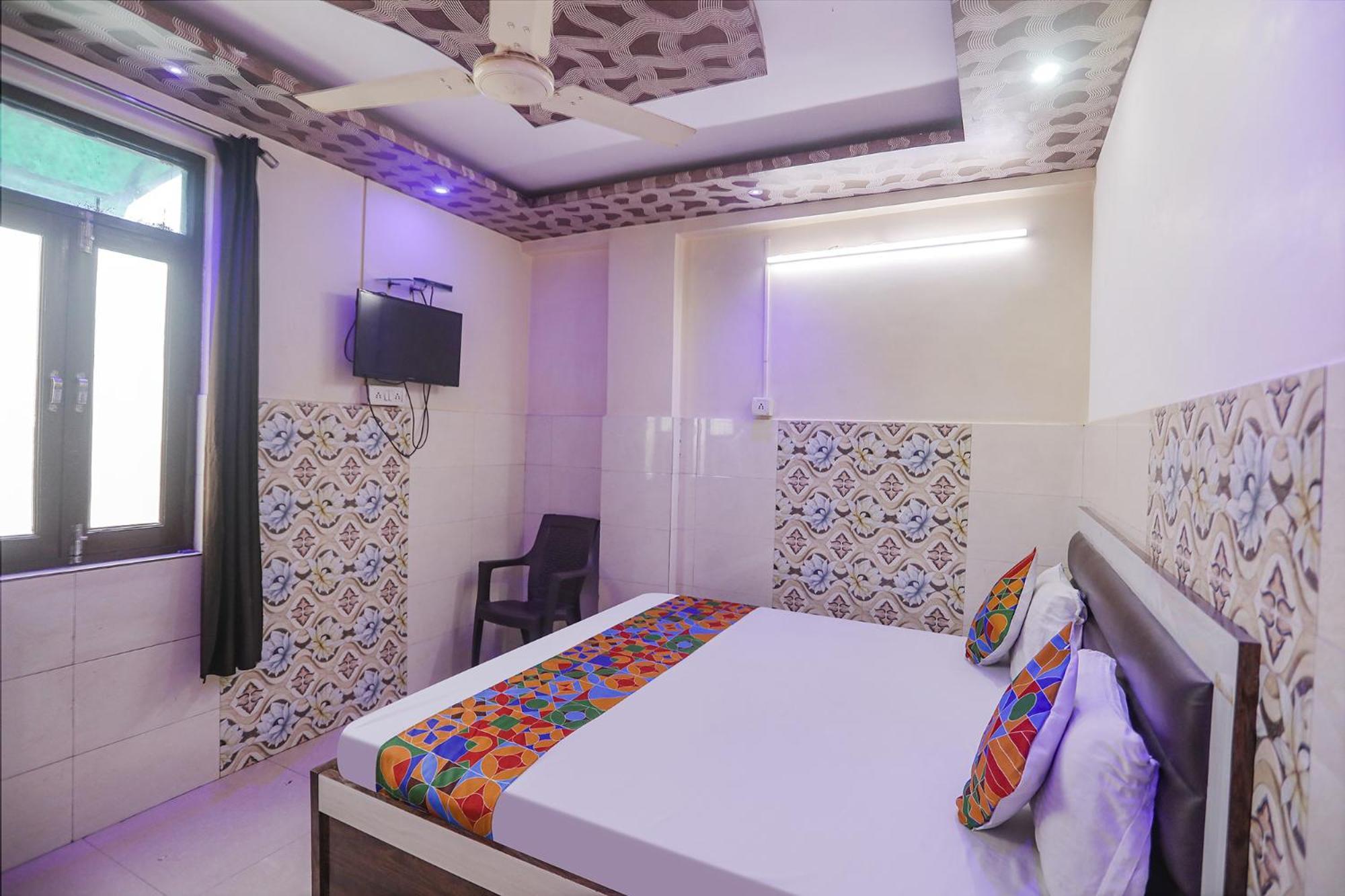 Fabexpress Kanha Dham Kanpur Luaran gambar